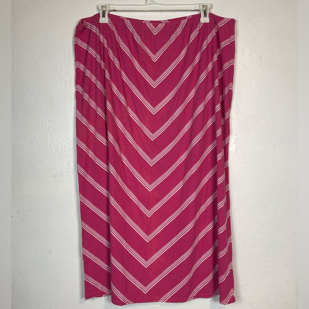 Avenue Studio Plus Size 22/24 Maxi Skirt Pink White Chevron Print Stretch Waist